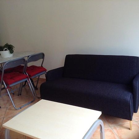 Charmant Appartement A Le Muy Avec Terrasse Et Jardin Ngoại thất bức ảnh